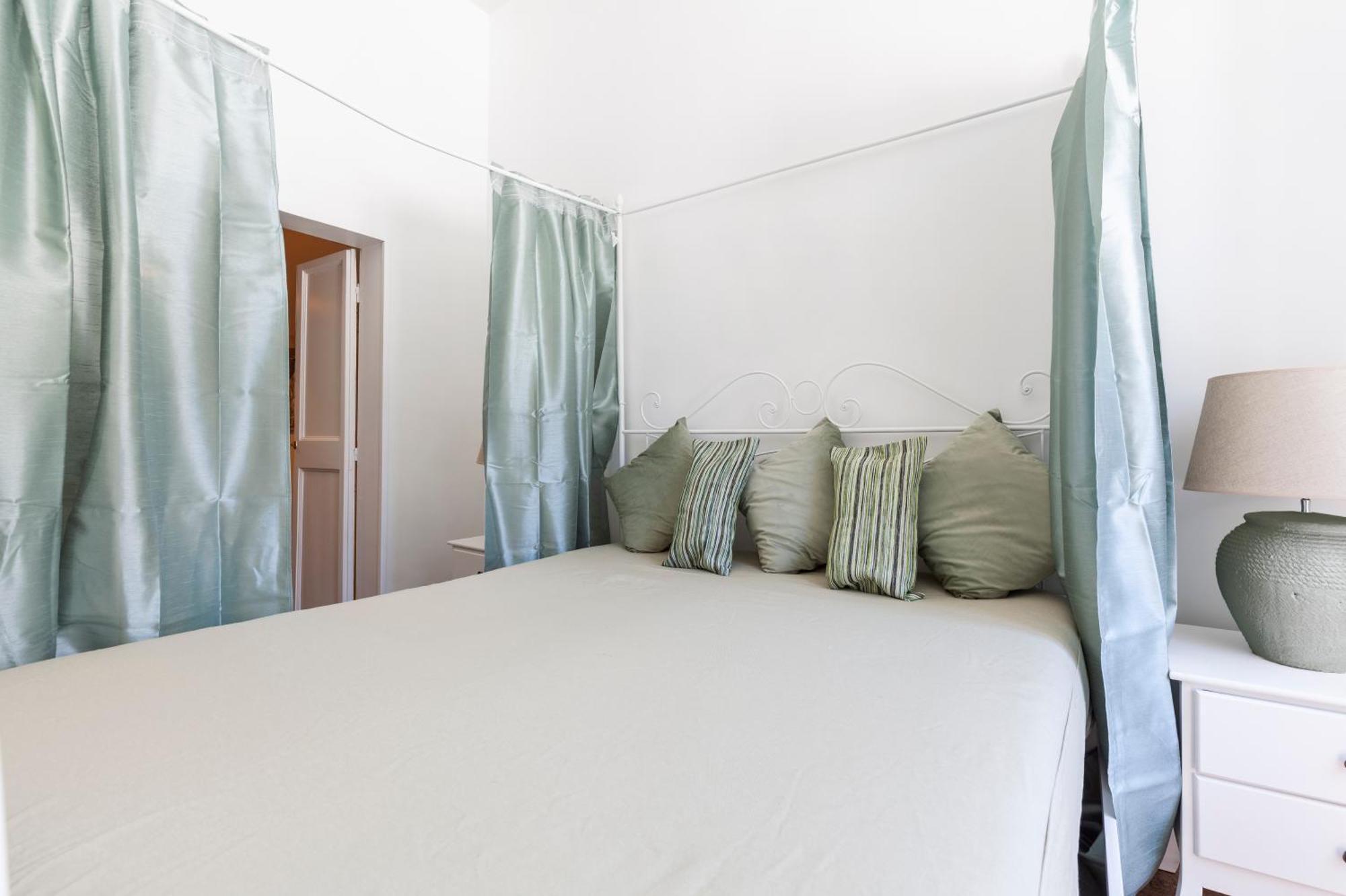 Апартаменты Campo Dei Fiori Elite Luxury For 10 Guests Рим Экстерьер фото